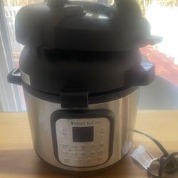 Instant Pot Duo Crisp 11-in-1 Air Fryer and Electric Pressure Cooker Combo with Multicooker Lids that Fries, Steams, Slow Cooks, Dehydrates