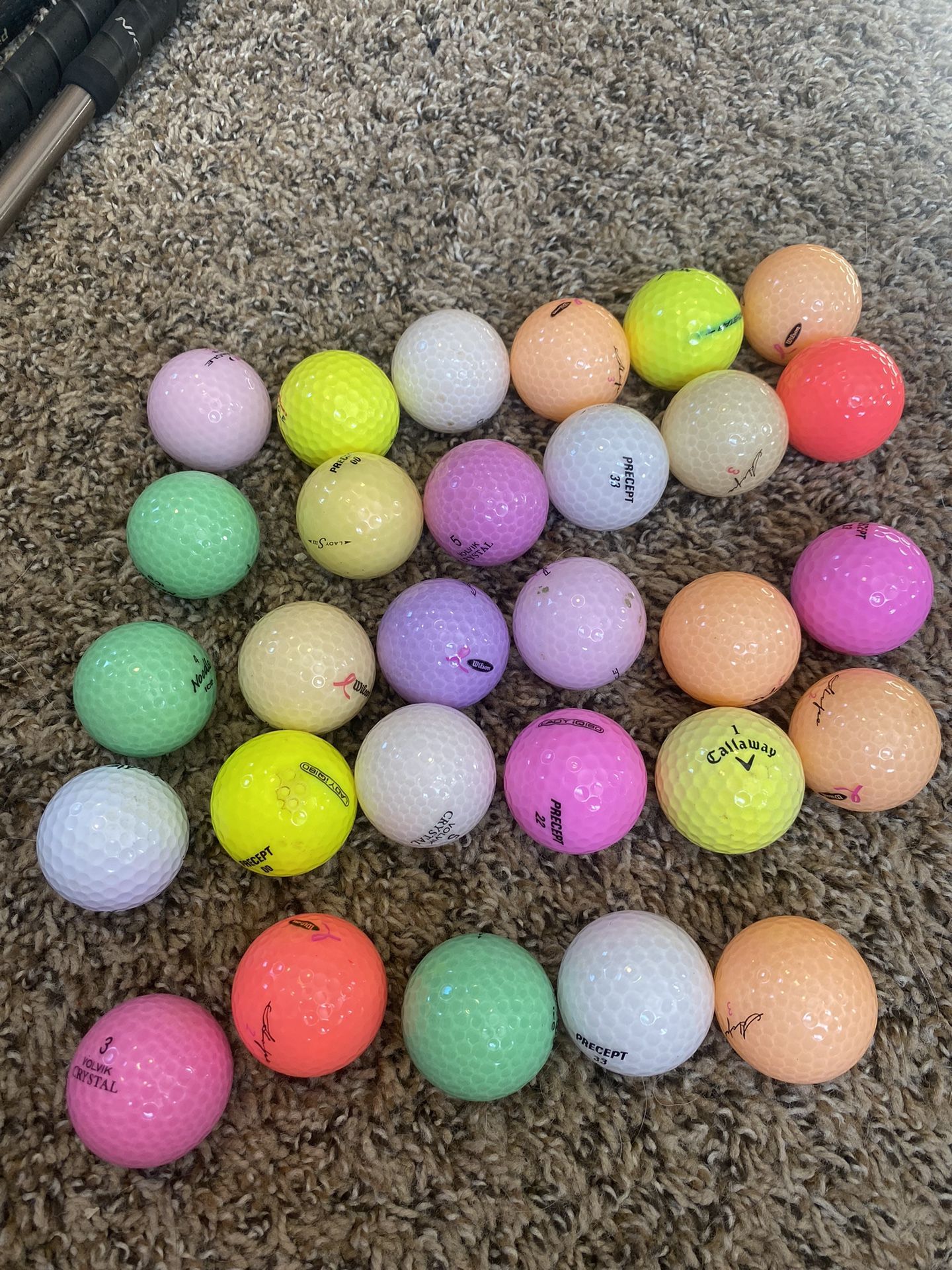 Lot of 29 Used Golf Balls-Callaway, Volvik Crystal, Pinnacle, Precept +Golf Tees