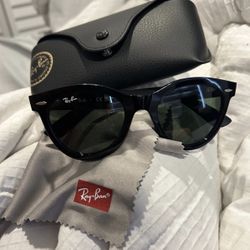 RAY-BANS WOMEN SUNGLASSES RB2241