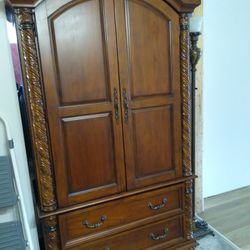 Armoire