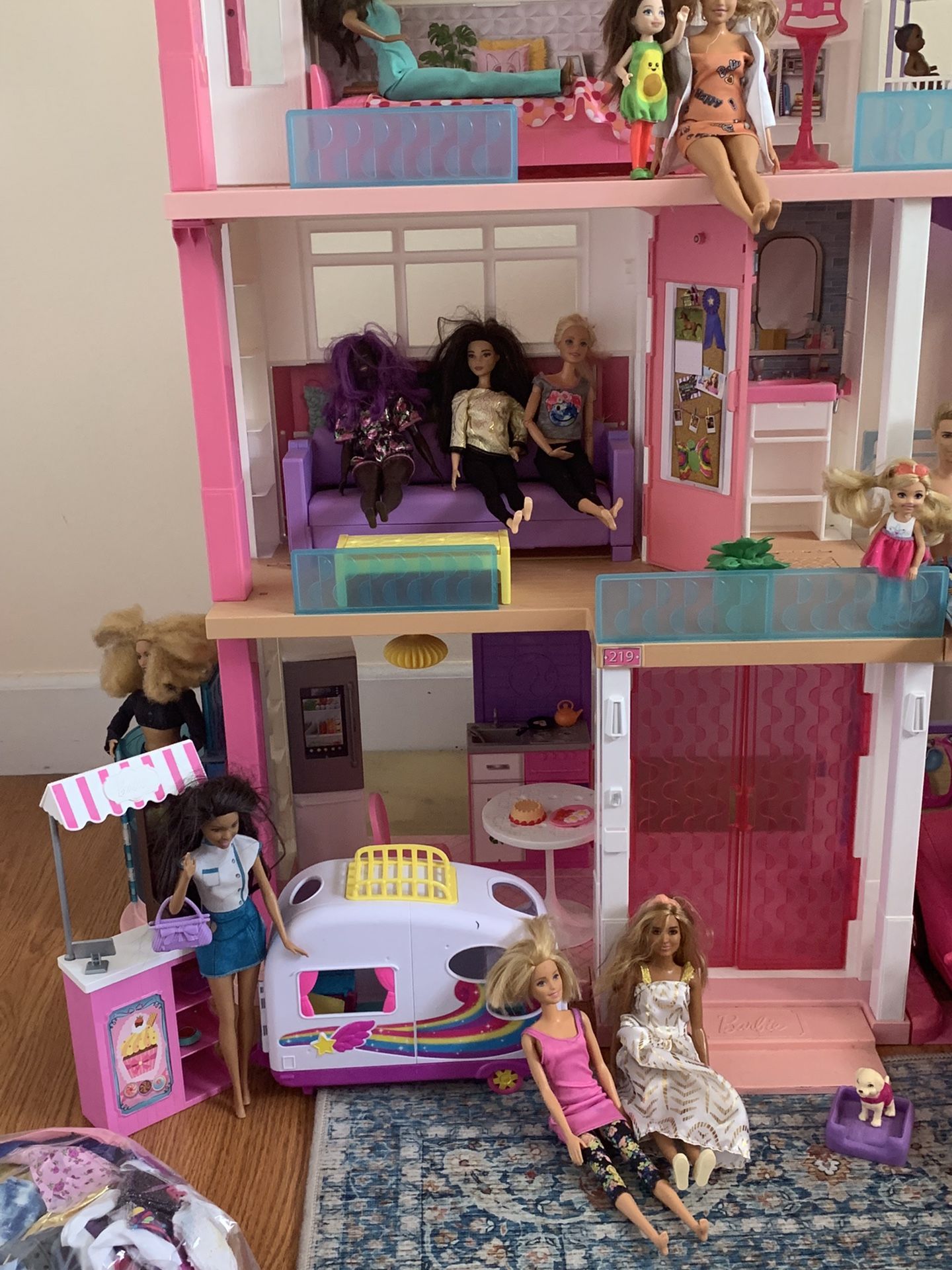 Barbie Dream House With Extras for Sale in Bayonne, NJ - OfferUp