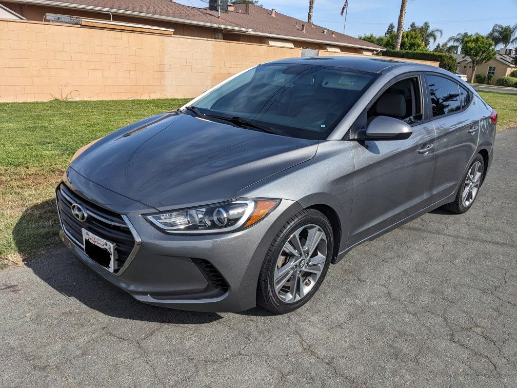 2017 Hyundai Elantra