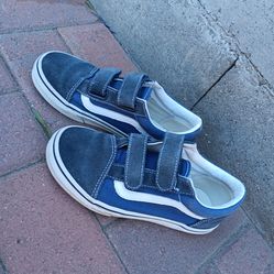 Size 2 Old Skool V Shoe