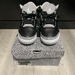 Jordan 3 Retro 'Green Glow'