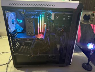 Gaming pc w monitor