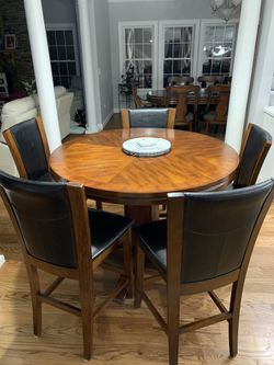 Table and 5 chairs