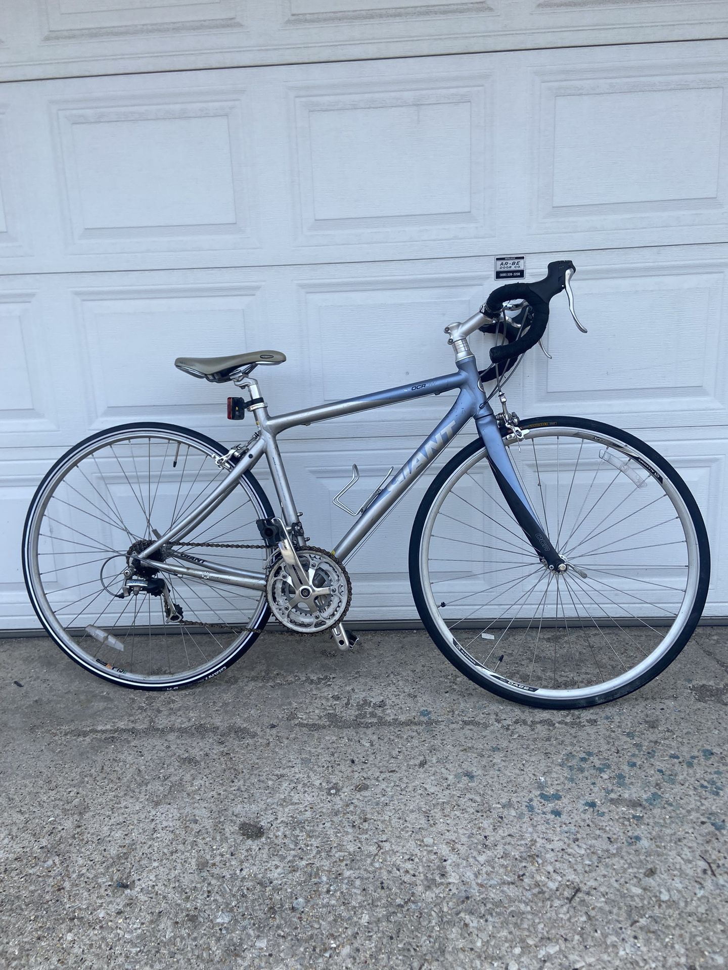 Giant Road Bike