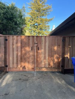 Fences Redwood