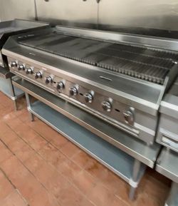 Southbend Commercial Charbroiler – Heavy Duty Gas Grill w/ Stand