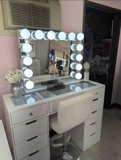 VANITY MAKE UP UNIT