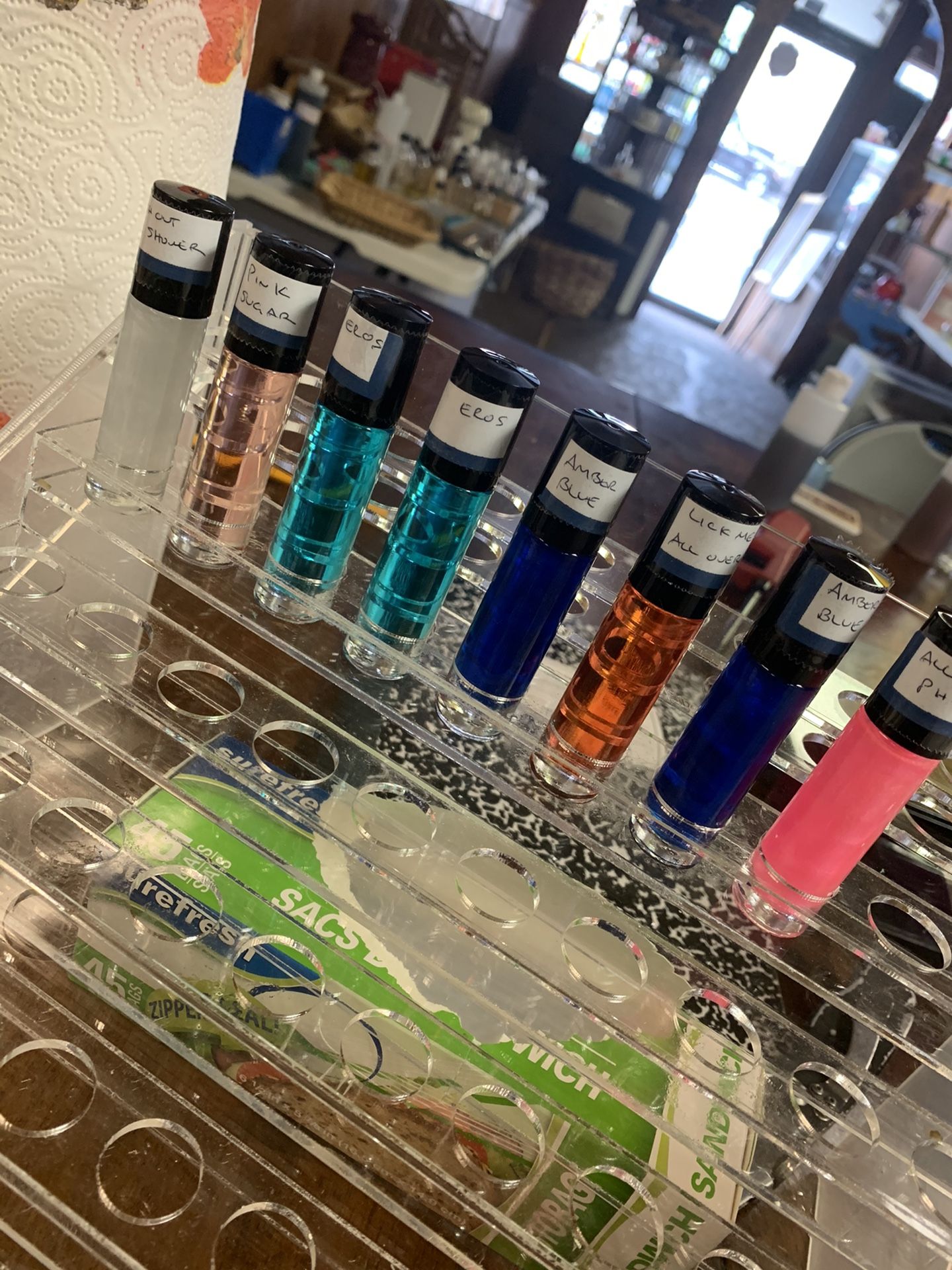 4 men 4 women body oil fragrances bundle Rollons