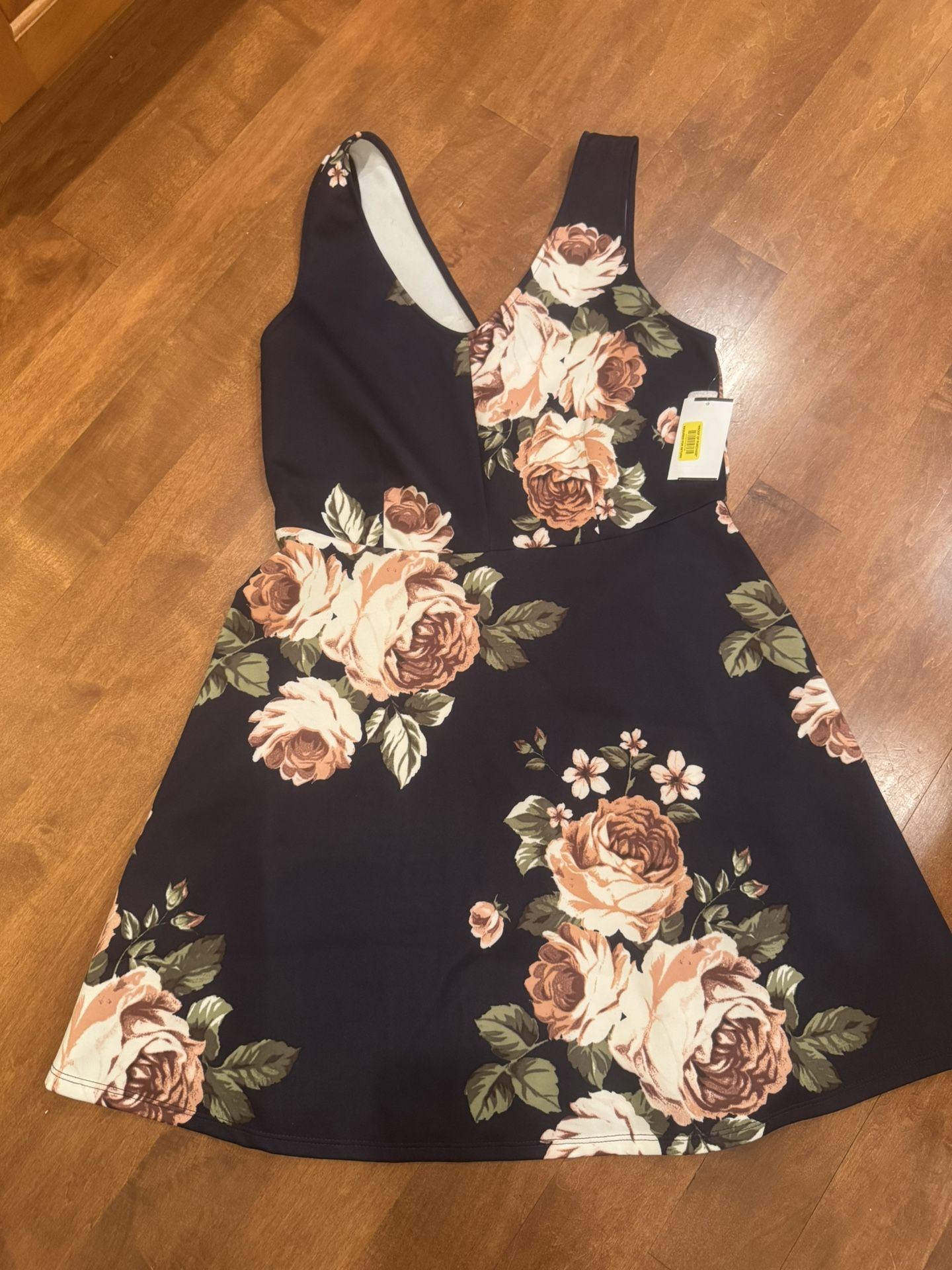 Woman’s Ann Couture Dress New W Tags Shipping Available