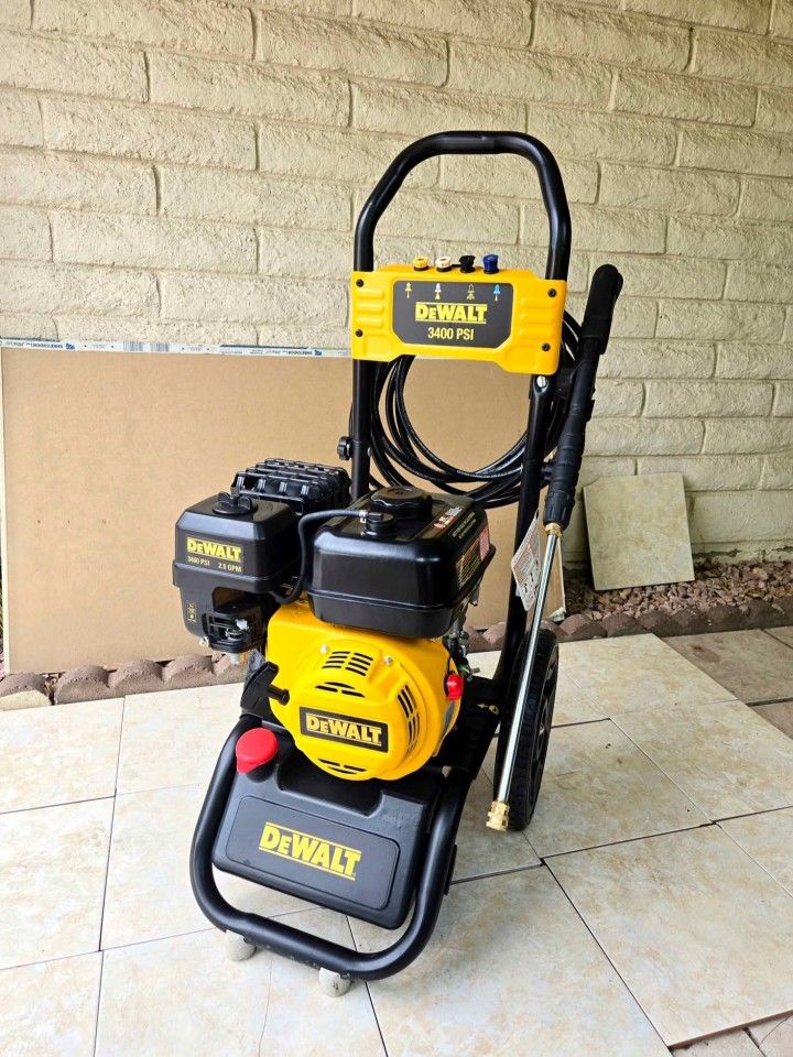 DeWALT Gas Pressure Washer 3400 PSI