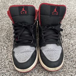 Air Jordan 1 Mids