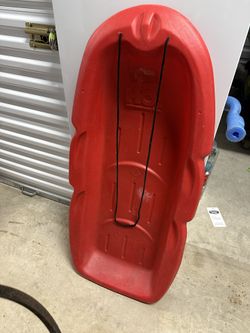 Plastic Snow Sled W Rope Pull