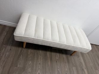 Cream Bouclé Upholstered Bench – Wood Legs
