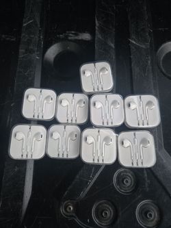 Apple Head phones