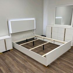 White Bedroom Set Led Lights New 4 Pcs All Included 