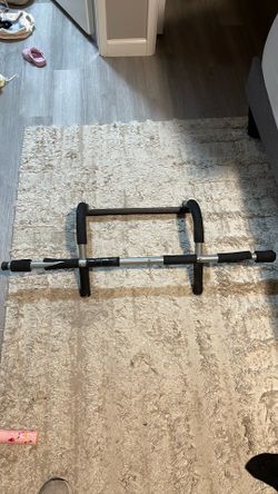 Pull up bar