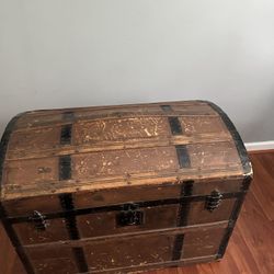 Original Victorian Dome Top Trunk Chest