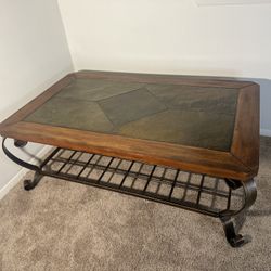 SOLID WOOD COFFEE TABLE