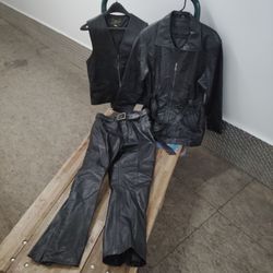 5 pieces of leather gear.. sacrifice