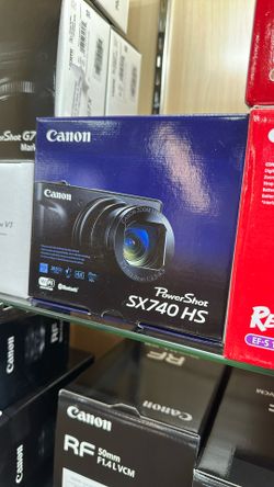 Canon SX740HS Camera 