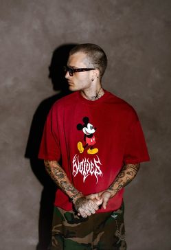 Darc Sport MICKEY MOUSE HESH PREMIUM RAW HEM BOX CUT TEE IN CARMINE RED SUN FADE
