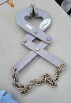 Pallet Puller Scissor Grip