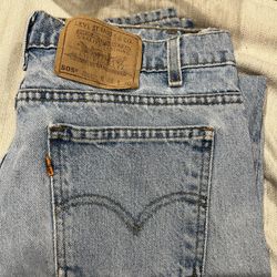 Jeans T Shirts Jackets And More Many Sizes.