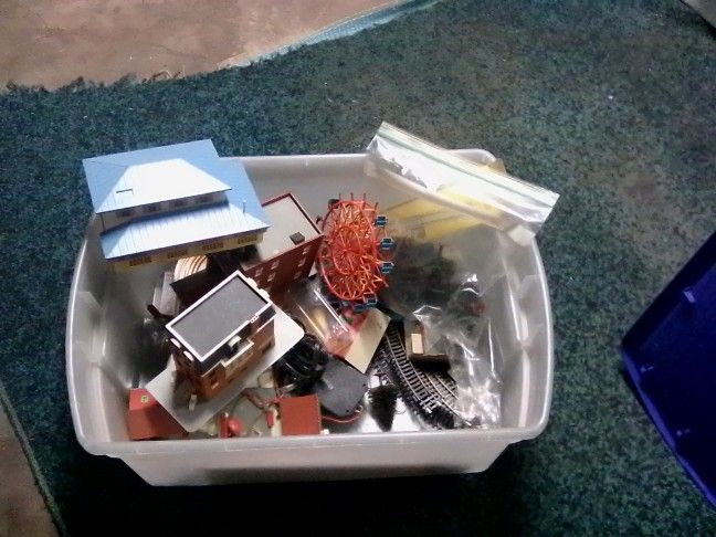 Train Models, Houses. Carnival and track Sets 