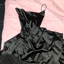 Silk Dress Can Adjust In Back Small To Larg 