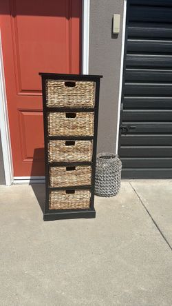 Storage tower