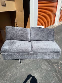 Pull-out Sofa Bed Convertible Couch 2 Seat Loveseat Sofa Modern Sleeper Sofa with Two Throw Pillows