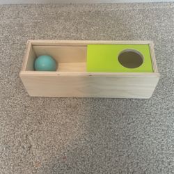 Lovevery Sliding Top Box 
