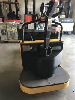 Komatsu Electric Pallet Jack