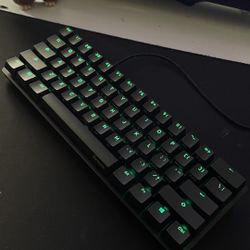 Razor Huntsman Mini ( Red Switch )