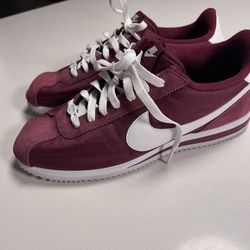 Nike Cortez Maroon