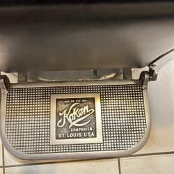 Black Professionals Barber Chair, Leather