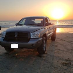2006 Dodge Dakota Slt Rwd Crew Cab 6ft Bed 2wd 3.7L V6