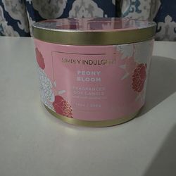 Purely Indulgent Scented Candle
