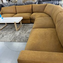 Beautiful Soft Sectional Only @ FURNITURE LOVE ❤️ Same Day Delivery 🚚 