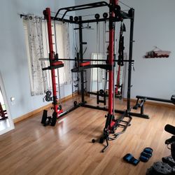 Home Gym With Smith Machine