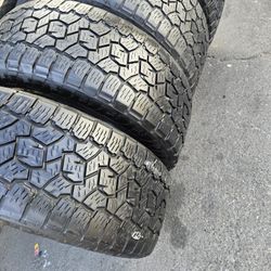 4 used tires 275 55r20 $200.00