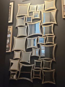 Pottery barn  mirror with mat hing side table