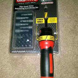 Ratcheting Screwdriver Set ~ 28 PC. Quad Drive ~ Brand New ~ 