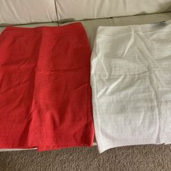 Nice Size 8 Skirt New.