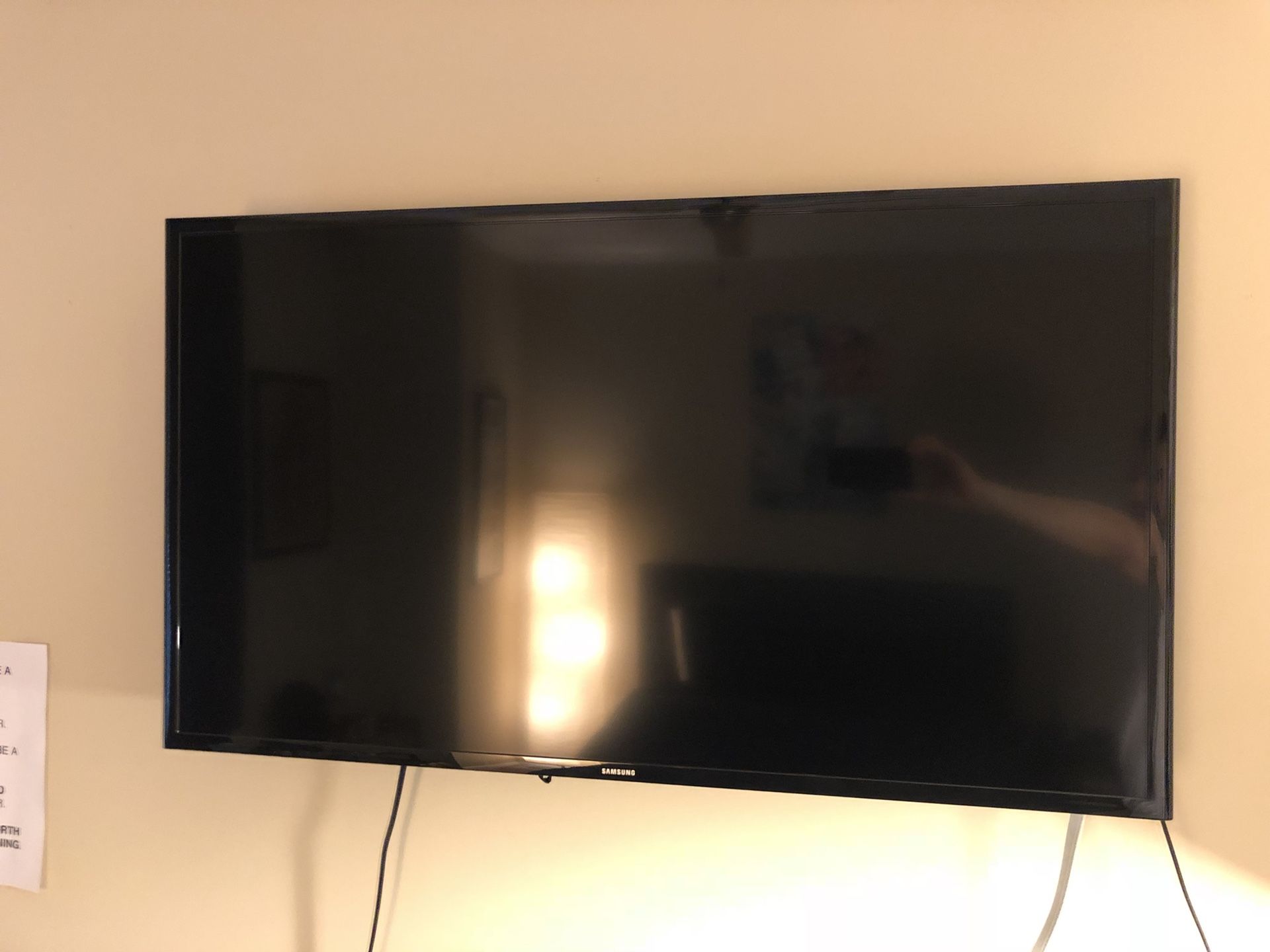 40in TV - Samsung Smart TV. Stand not included