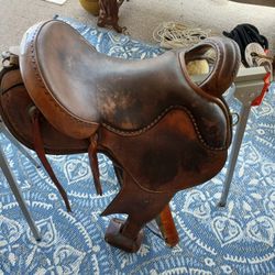 Mat Gorenschek Endurance Saddle