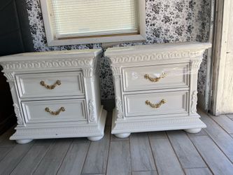 Nightstand set